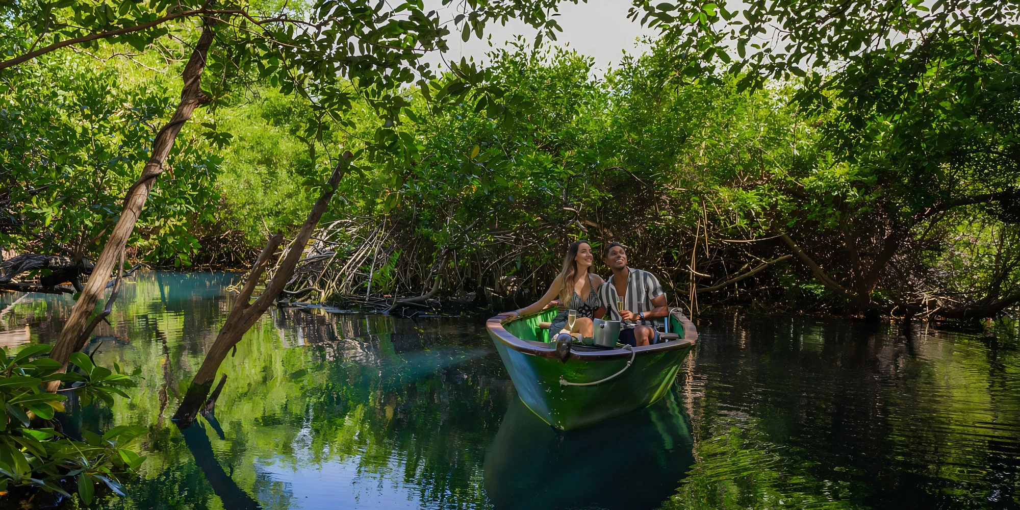 Sandos Caracol Boat 2000X1000